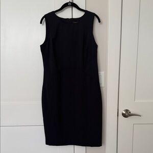 Ann Taylor Classic Navy Midi Dress P12